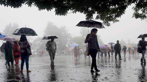 കേരളത്തില്‍ ഇന്നും അതിശക്തമായ മഴ തുടരും; 10 ജില്ലകളില്‍ യെല്ലോ അലര്‍ട്ട്