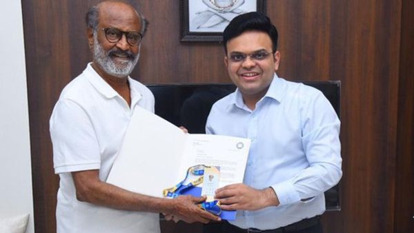 രജനീകാന്ത് സ്വന്തമാക്കിയ ഗോള്‍ഡന്‍ ടിക്കറ്റ് എന്താണ്? ലോകകപ്പില്‍ എന്തെല്ലാം സൗകര്യങ്ങള്‍ ലഭിക്കും