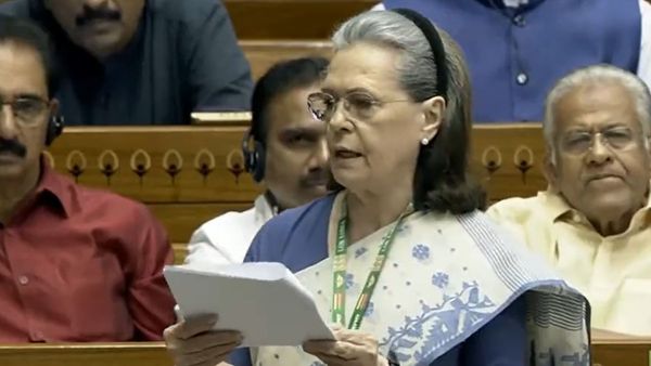 'എന്റെ പങ്കാളി കൊണ്ടുവന്ന ബില്‍, രാജീവിന്റെ സ്വപ്‌നം പൂവണിയാന്‍ പോകുന്നു'; വനിതാ സംവരണ ബില്ലില്‍ സോണിയ