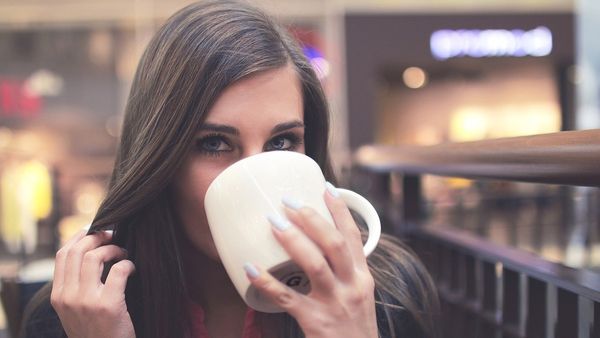 വെറുംവയറ്റില്‍ ചായയും കാപ്പിയും കുടിക്കല്ലേ..!! രാവിലെ കുടിക്കേണ്ടത് ഈ പാനീയങ്ങള്‍