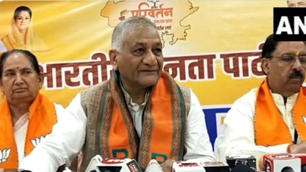 'അൽപം കാത്തിരിക്കൂ, പാക് അധീന കാശ്മീർ ഇന്ത്യയോട് ചേരും'; കേന്ദ്രമന്ത്രി വികെ സിംഗ്