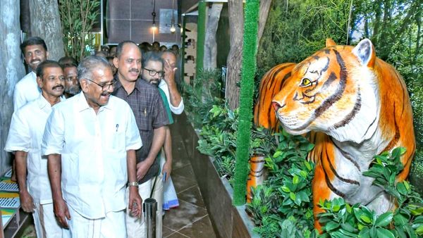 ടൈഗർ സഫാരി പാർക്ക്: നാട്ടുകാർ പേടിക്കേണ്ടതില്ല, പ്രദേശത്തെ വന്യമൃഗങ്ങളും പാർക്കിനുള്ളിലാകും: മന്ത്രി
