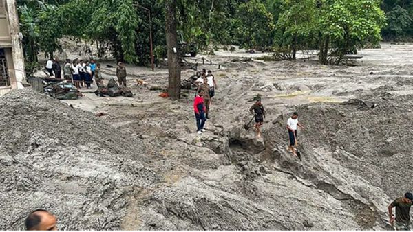 സിക്കിമിലെ മിന്നൽ പ്രളയത്തിൽ മരിച്ചവരുടെ എണ്ണം 56 ആയി, 100ലധികം പേർക്കായി തിരച്ചിൽ തുടരുന്നു