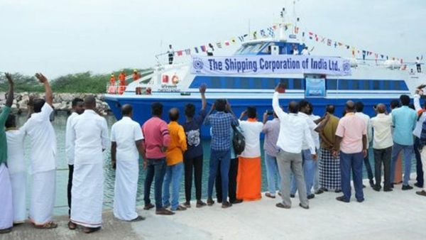 തമിഴ്നാട് - ശ്രീലങ്ക കപ്പല്‍ സർവ്വീസിന് വന്‍ സ്വീകരണം: പക്ഷെ പണികിട്ടിയത് ലക്ഷദ്വീപുകാർക്ക്