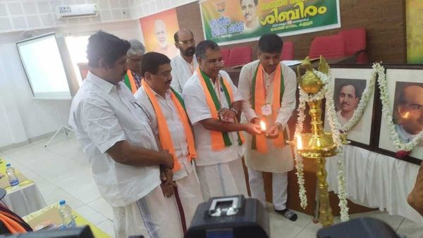 മുസ്ലീം ലീഗ് ഭീകരവാദികളായ ഹമാസിനെ വെളളപൂശുന്നത് ഇരട്ടത്താപ്പെന്ന് എപി അബ്ദുള്ളക്കുട്ടി