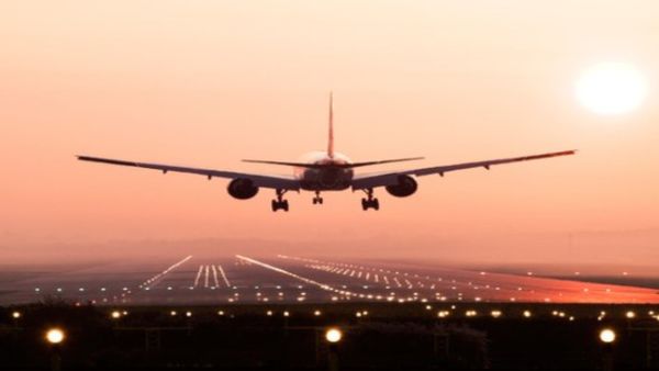 ശ്രീലങ്കയുടെ വന്‍ പ്രഖ്യാപനം; ഇന്ത്യക്കാര്‍ക്ക് വിസ വേണ്ട, ഇളവ് അഞ്ച് മാസത്തേക്ക് മാത്രം