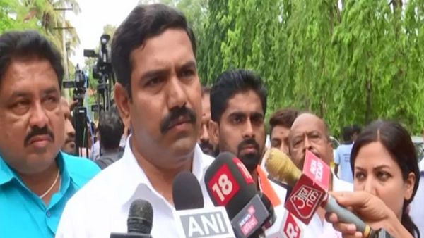 കര്‍ണാടക ബിജെപിയില്‍ അഴിച്ചുപണി; യെദിയൂരപ്പയുടെ മകന്‍ സംസ്ഥാന അധ്യക്ഷന്‍