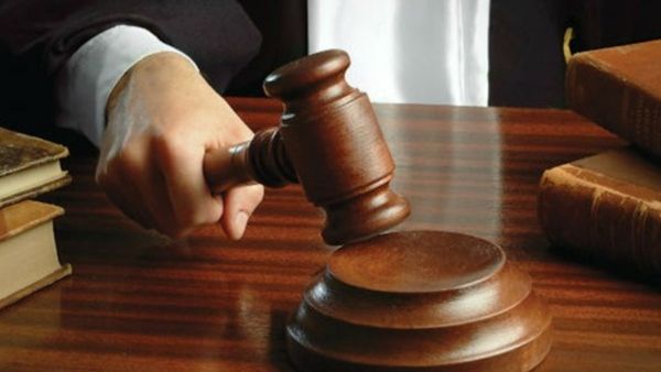 കുവൈത്ത് മുന്‍ മന്ത്രി ശൈഖ് ഖാലിദിന് ജയില്‍ ശിക്ഷ; കോടതി വിധി നേരത്തെ വെറുതെവിട്ട കേസില്‍