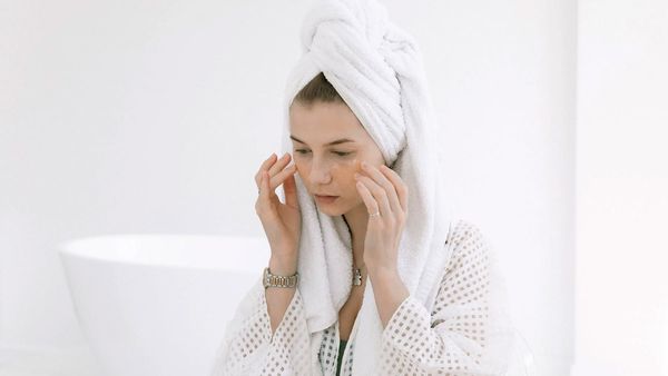 അകാലവാര്‍ധക്യം അലട്ടുന്നോ..? വീട്ടില്‍ തന്നെയുണ്ടല്ലോ പരിഹാരം, പിന്നെന്തിന് ടെന്‍ഷന്‍..!