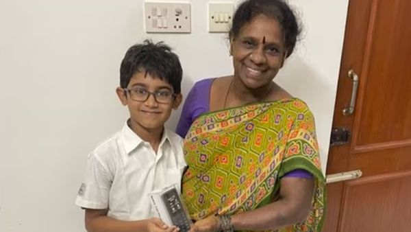 ബാഡ്മിൻറൺ കളിച്ച് സ്വരൂപിച്ച പണം കൊണ്ട് വീട്ടുജോലിക്കാരിക്ക് സർപ്രൈസ്; മിടുക്കന് കയ്യടി