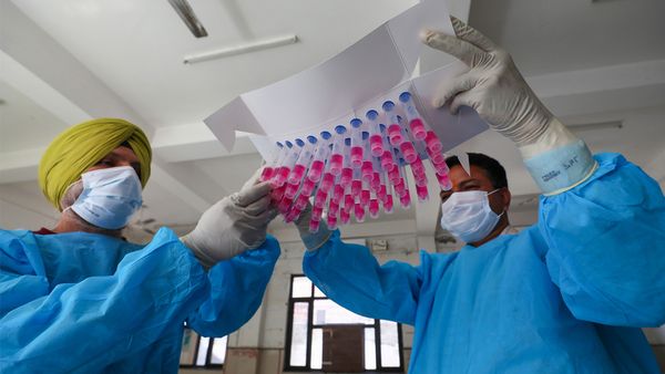 രാജ്യത്തെ 89% കേസുകളും കേരളത്തില്‍, ഇന്‍ഫ്‌ലുവന്‍സ പോലുള്ള അസുഖങ്ങള്‍ റിപ്പോര്‍ട്ട് ചെയ്യണമെന്ന് കേന്ദ്രം