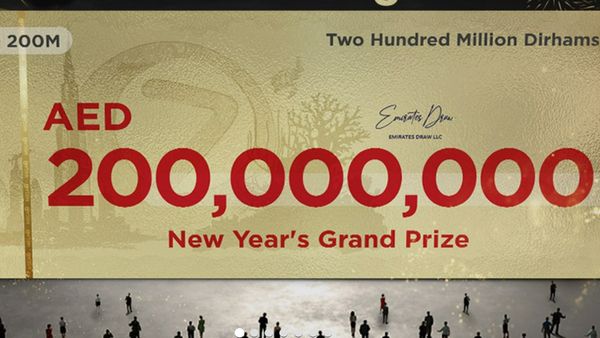 പുതുവര്‍ഷത്തില്‍ ഭാഗ്യം കടാക്ഷിച്ചാല്‍ കൈയിലെത്തുക 400 കോടിയിലേറെ രൂപ! ഒരു കൈ നോക്കിയാലോ?