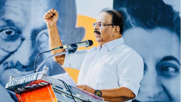 ''ആ വെള്ളം വാങ്ങിവെക്കുന്നതാണ് ഉചിതം'', സംഘപരിവാറിന്റെ ചാപ്പകുത്താന്‍ ശ്രമിക്കേണ്ടെന്ന് കെ സുധാകരൻ