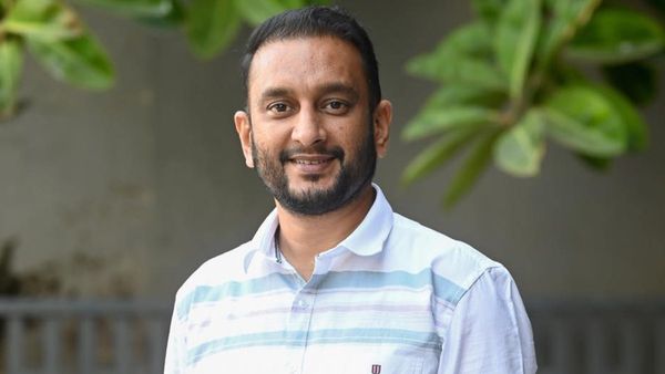 സമരക്കാരുമായി ഫോണില്‍ സംസാരിച്ചതില്‍ എന്താണ് തെറ്റ്: മാധ്യമപ്രവർത്തകയ്ക്ക് പിന്തുണയുമായി പികെ ഫിറോസ്