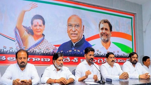 ജയിച്ചത് പണിയായോ? തെലങ്കാന കോണ്‍ഗ്രസില്‍ ലോക്സഭ സീറ്റ് മോഹികളുടെ എണ്ണം പെരുകുന്നു