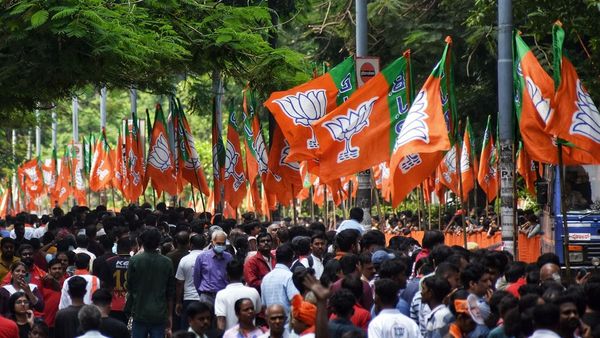 മോദി പ്രസംഗിച്ച വേദിയില്‍ ചാണകം തളിക്കാന്‍ സിഐ അലവി ഒത്താശ ചെയ്തു: തൃശ്ശൂർ ബിജെപി