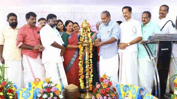 പത്തനംതിട്ടയുടെ സ്വന്തം കൊടുമണ്‍ റൈസ് മാതൃക: കാർഷിക മേഖലയ്ക്ക് 2365 കോടി രൂപ ചെലവഴിക്കുമെന്നും മന്ത്രി