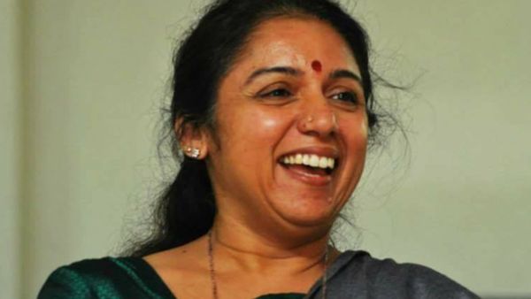 'വിശ്വാസികൾ ആണെന്ന് ആദ്യമായി ഞങ്ങള്‍ ഉറക്കെ പറഞ്ഞു, ജയ് ശ്രീരാം' രാംലല്ലയുടെ ചിത്രവുമായി രേവതി