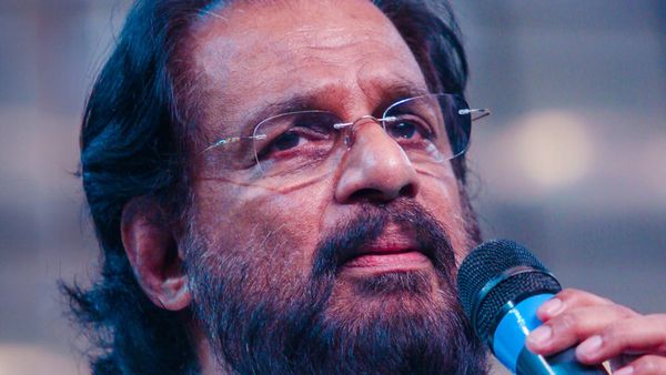 ശാസ്ത്രീയ സംഗീതത്തെ സാധാരണക്കാരില്‍ എത്തിക്കുന്നതില്‍ യേശുദാസ് വഹിച്ചത് വലിയ പങ്ക്: മുഖ്യമന്ത്രി