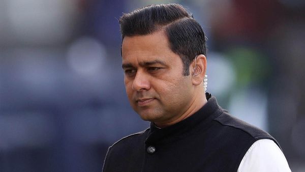 'ആ രഹാനെയേയും പൂജാരയേയും കണ്ടുപഠിക്ക്'; യുവതാരങ്ങളെ പാഠം പഠിപ്പിക്കണമെന്ന് ആകാശ് ചോപ്ര