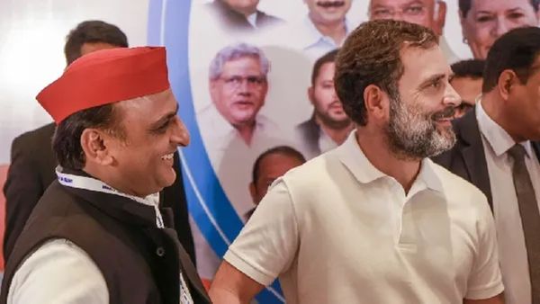 'ബിജെപിയെ പരാജയപ്പെടുത്തും'; ന്യായ് യാത്രയിൽ രാഹുൽ ഗാന്ധിക്കൊപ്പം പങ്കെടുത്ത് അഖിലേഷ് യാദവ്