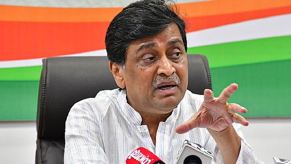 കോണ്‍ഗ്രസിന് വീണ്ടും തിരിച്ചടി; മഹാരാഷ്ട്ര മുന്‍ മുഖ്യമന്ത്രി അശോക് ചവാന്‍ പാര്‍ട്ടിവിട്ടു, ബിജെപിയിലേക്ക്?