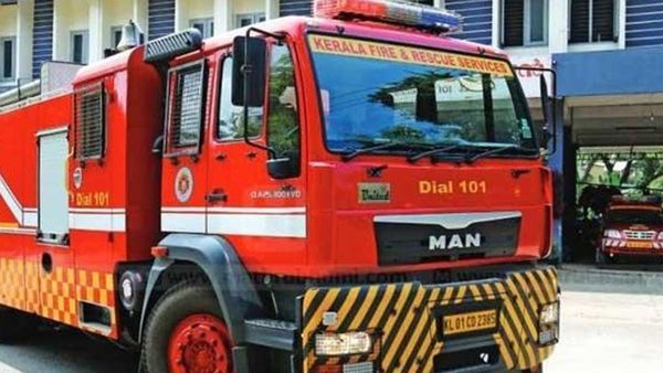 പത്തനംതിട്ടയിൽ 110 കെവി ടവറിന് മുകളിൽ കയറി യുവാവിന്റെ ആത്മഹത്യഭീഷണി; കാരണം ഇങ്ങനെ