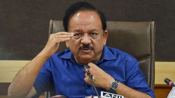 തഴഞ്ഞതിൽ പ്രതിഷേധമോ? രാഷ്ട്രീയം വിട്ടെന്ന് ബിജെപി നേതാവ് ഡോ. ഹർഷവർദ്ധൻ