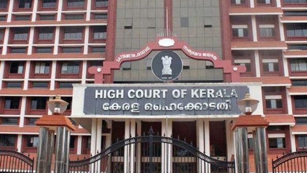 'കരുവന്നൂരില്‍ നിങ്ങള്‍ എന്താണ് ചെയ്യുന്നത്?'; ഇഡിക്ക് ഹൈക്കോടതിയുടെ വിമര്‍ശനം