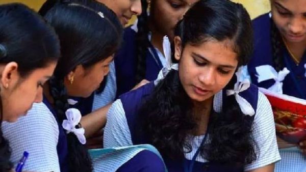 എസ്എസ്എൽസി പരീക്ഷ നാളെ മുതല്‍: പരീക്ഷ എഴുതുന്നത് 427105 വിദ്യാർഥികൾ