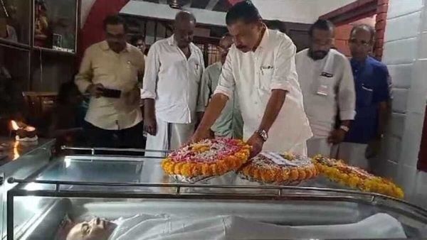 മലയാളത്തിന്റെ പ്രീയ എഴുത്തുകാരന്‍ ടിഎന്‍ പ്രകാശിന് നാടിന്റെ യാത്രാമൊഴി