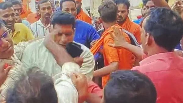 തെലങ്കാനയിൽ ഹനുമാൻ സേന സ്കൂൾ അടിച്ചുതകർത്തു; വൈദികനും മർദ്ദനം