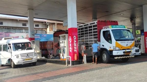 മാഹി ബൈപ്പാസ് റോഡിന്റെ പാര്‍ശ്വങ്ങളില്‍ കൂടുതൽ പെട്രോള്‍ ബങ്കുകള്‍ സ്ഥാപിക്കാന്‍ അനുമതി