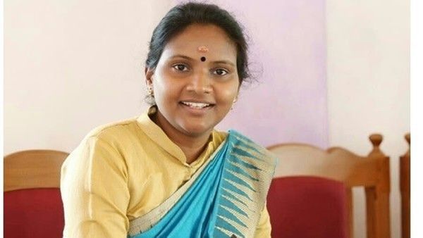 'മുഖ്യമന്ത്രി രാഹുൽജിയെ ആദ്യമായല്ല അവഹേളിക്കുന്നത്, പ്ലീസ് സഹായിച്ചില്ലെങ്കിലും ദ്രോഹിക്കരുത്'; രമ്യ ഹരിദാസ്