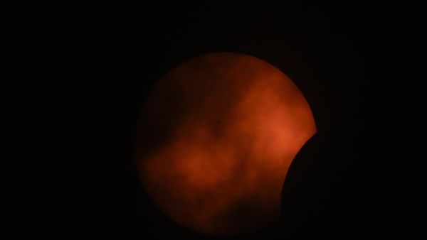 സൂര്യഗ്രഹണം ആസ്വദിച്ച് ലോകം, 'രഹസ്യങ്ങള്‍' തേടി നാസയടക്കമുള്ളവര്‍; അടുത്ത സൂര്യഗ്രഹണം എന്ന്?