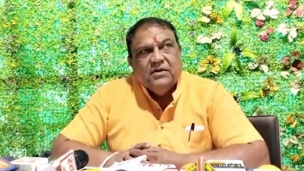 'കോൺഗ്രസിൽ ചേരാൻ അയച്ചത് ആർഎസ്എസ് നേതാവ്; തിരഞ്ഞെടുപ്പ് തന്ത്രമായിരുന്നു'; വെളിപ്പെടുത്തി നേതാവ്,വിവാദം