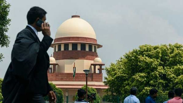 'തിരഞ്ഞെടുപ്പ് നിയന്ത്രിക്കാന്‍ ഞങ്ങള്‍ക്കാകില്ല'; ഇവിഎം ഹാക്കിംഗിന് തെളിവില്ലെന്ന് സുപ്രീംകോടതി