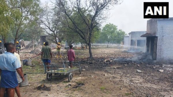 ശിവകാശിയിലെ പടക്ക നിർമ്മാണ ശാലയിൽ വൻ സ്ഫോടനം; എട്ട് മരണം, ഒൻപത് പേർക്ക് പരിക്കേറ്റു
