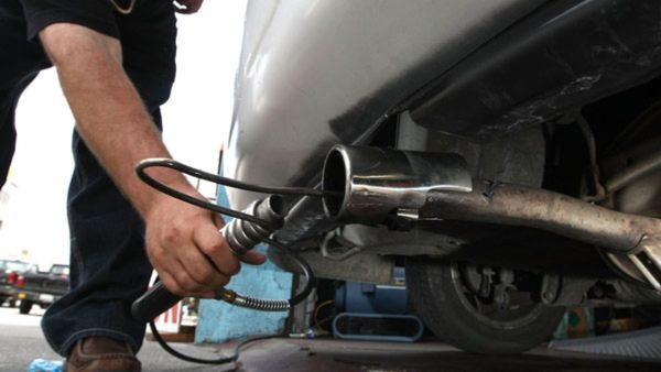 ഗതാഗത വകുപ്പിലെ പരിഷ്‌ക്കാരങ്ങൾ; വാഹന പുകപരിശോധനാ കേന്ദ്രങ്ങളെ തകർക്കാനെന്ന് ആരോപണം