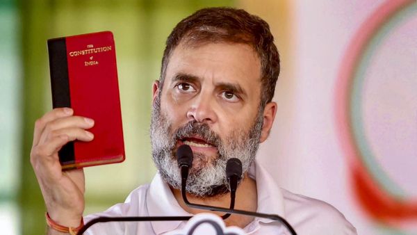 'സംവരണത്തിന്റെ 50 ശതമാനം പരിധി ഒഴിവാക്കും, ഇത് ഭരണഘടനയെ സംരക്ഷിക്കാനുള്ള പോരാട്ടം'; രാഹുൽ ഗാന്ധി