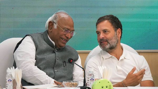 രാഹുല്‍ പ്രധാനമന്ത്രിയാകണമെന്ന് ഖാര്‍ഗെ; 'യുവാക്കളുടെ പ്രതിനിധി'