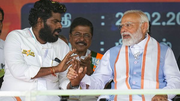 ഖാര്‍ഗെ വിഡ്ഢികളുടെ സ്വര്‍ഗത്തില്‍; മോദി സര്‍ക്കാര്‍ കാലാവധി പൂര്‍ത്തിയാക്കില്ലെന്ന പരാമര്‍ശത്തില്‍ ബിജെപി