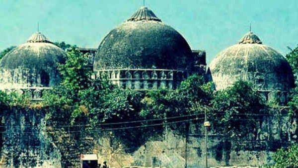 ബാബറി മസ്ജിദ് അല്ല, പകരം 'മൂന്ന് മിനാരങ്ങൾ ഉള്ള കെട്ടിടം'; തിരുത്തുമായി എൻസിഇആർടി പാഠപുസ്തകം