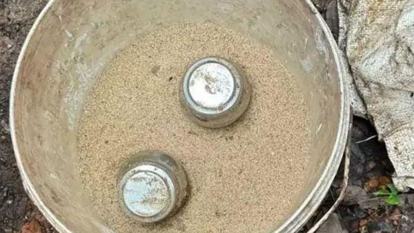 തലശ്ശേരി: ബോംബുകള്‍ക്കായി അരിച്ചു പൊറുക്കി പൊലീസ്, വരും ദിവസങ്ങളിലും റെയ്ഡ് ശക്തമാക്കും