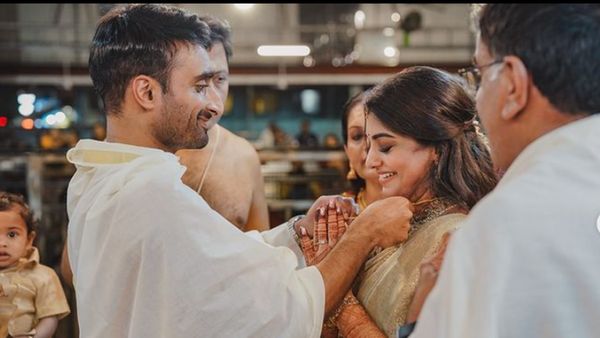 മീര നന്ദന്‍ വിവാഹിതയായി: മീരയെ കാണാന്‍ ശ്രീജു യുകെയില്‍ നിന്ന് ദുബായിലേക്ക്, ഒടുവില്‍ പ്രണയം, വിവാഹം