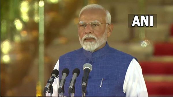 നരേന്ദ്ര മോദി 3.0 ഇന്‍ ആക്ടീവ്: തുടർച്ചയായ മൂന്നാമതും പ്രധാനമന്ത്രിയായി അധികാരമേറ്റ് നരേന്ദ്ര മോദി