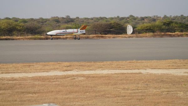 ആര്‍എല്‍വിയുടെ അവസാന ലാന്‍ഡിങ് പരീക്ഷണവും വിജയം, നേട്ടം കൈവരിച്ച് ഐഎസ്ആര്‍ഒ