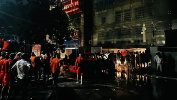 ഡൽഹിയിലെ സിവിൽ സർവീസ് പരിശീലന കേന്ദ്രത്തിൽ വെള്ളംകയറി; രണ്ട് വിദ്യാർത്ഥിനികൾ മുങ്ങി മരിച്ചു