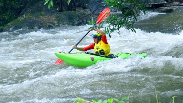 മലബാർ വാട്ടർ ഫെസ്റ്റിവല്‍: കയാക്കർമാർക്ക് സ്വാഗതമോതി ചാലിപുഴ, ബിനു പപ്പു മുഖ്യാതിഥിയായി