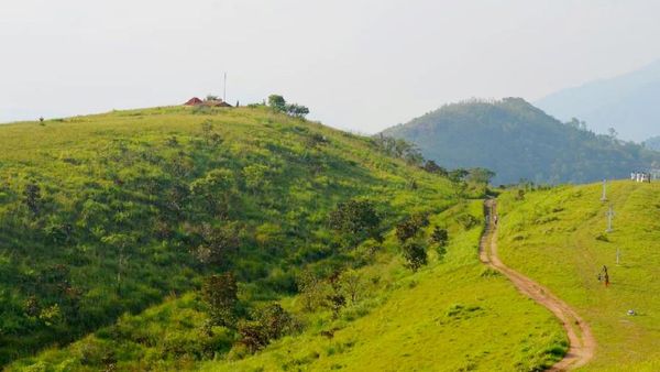 പാഞ്ചാലിമേട്ടിൽ പോയിട്ടുണ്ടോ? പാണ്ഡവരുടെ ഐതിഹ്യങ്ങളിലെ അതേയിടം, ഗുഹയും ആനക്കല്ലും കണ്ട് മടങ്ങാം